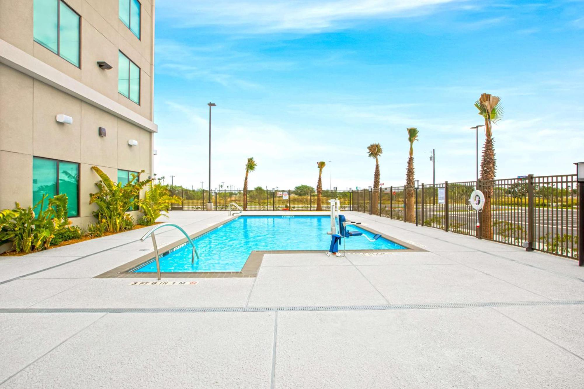 Hilton Garden Inn Harlingen Convention Center, Tx Екстериор снимка